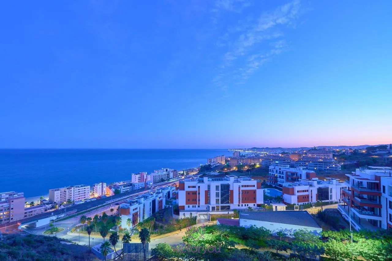 Апартаменты Weforyou Penthouse B Med One With Jacuzzi Higueron Фуэнхирола Испания